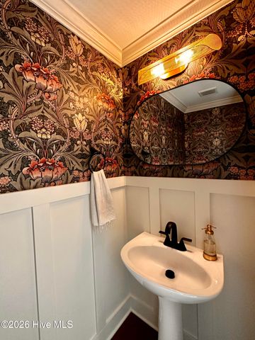 1250 Charleston Common Drive, Leland, NC 28451