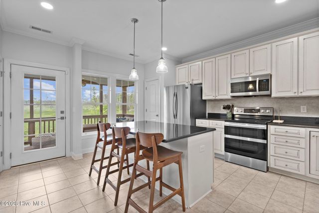 1250 Charleston Common Drive, Leland, NC 28451