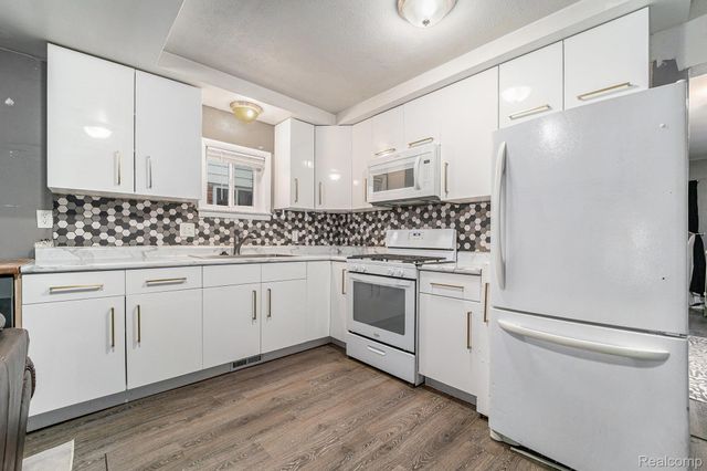 2622 Boldt Street, Dearborn, MI 48124