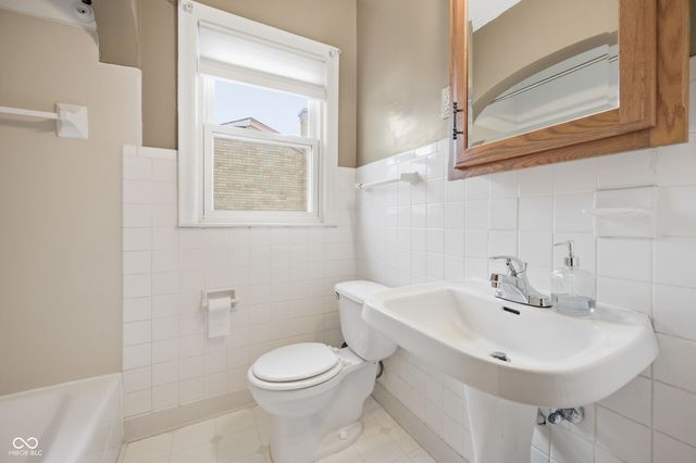 1324 N Leland Avenue, Indianapolis, IN 46219