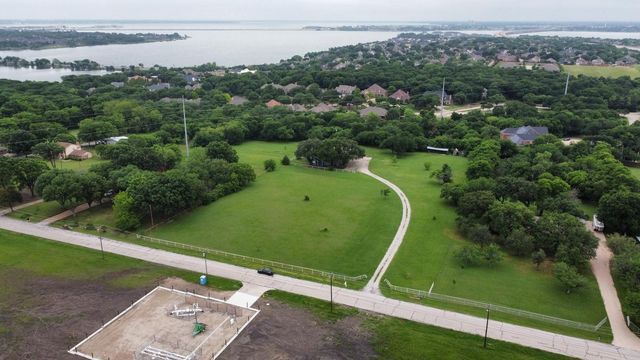 5110 Miller Heights Drive, Rowlett, TX 75088
