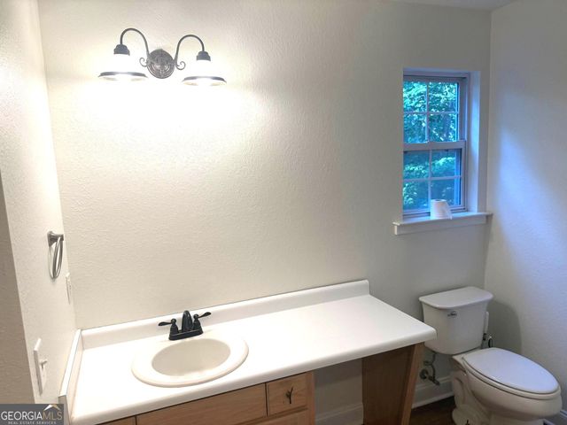 550 Washboard Road, Cleveland, GA 30528