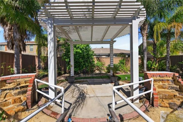 32795 Santa Cruz, Lake Elsinore, CA 92530