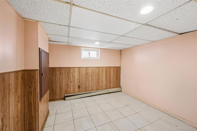 1043 Thomas Avenue, Baldwin, NY 11510