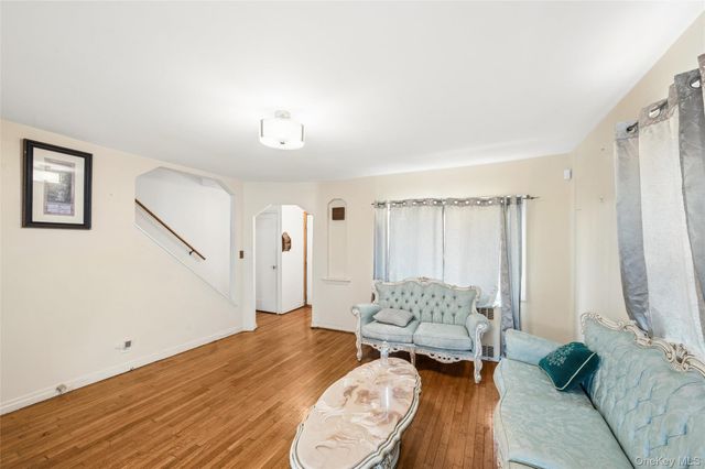 1043 Thomas Avenue, Baldwin, NY 11510