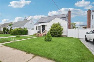 1043 Thomas Avenue, Baldwin, NY 11510