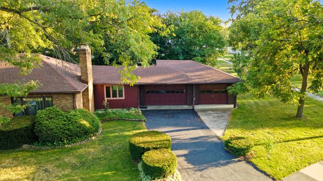 2347 Spruce Road, Homewood, IL 60430