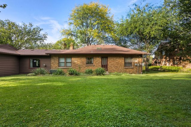 2347 Spruce Road, Homewood, IL 60430