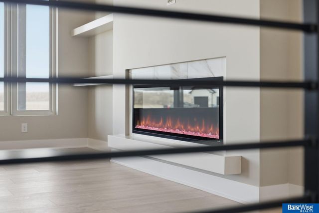 4300 Sundrop Court, Lincoln, NE 68516