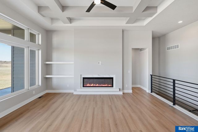 4300 Sundrop Court, Lincoln, NE 68516