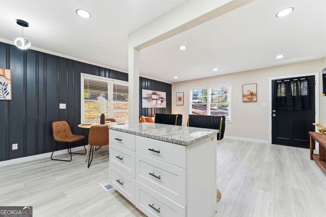 2470 Norma Circle, Decatur, GA 30034