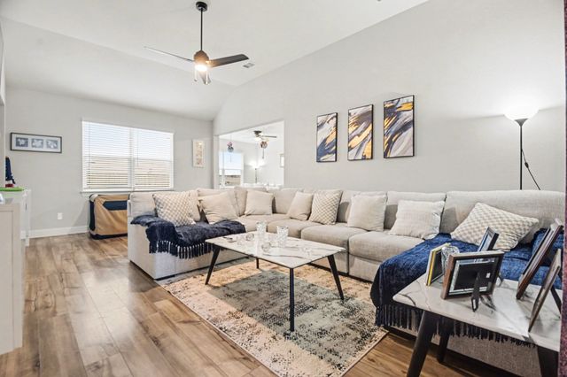 1024 Calhoun Drive, Anna, TX 75409