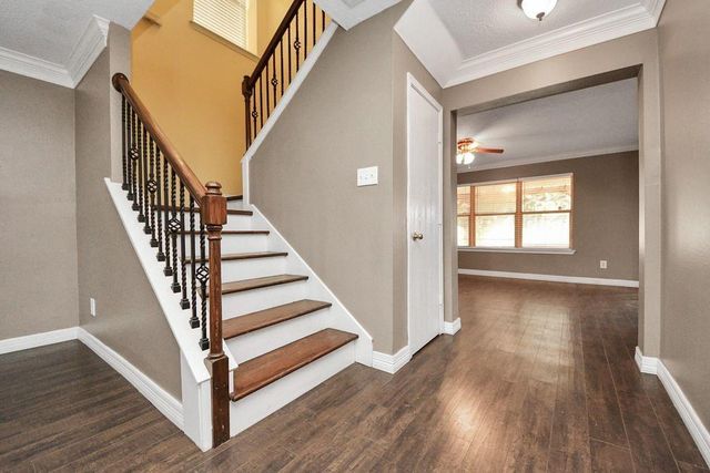 11115 Opal Glen Lane, Houston, TX 77075