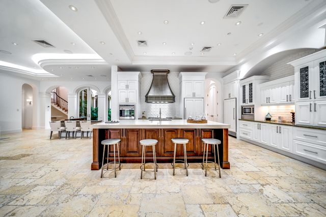 361 Mizner Lake Estates Drive, Boca Raton, FL 33432