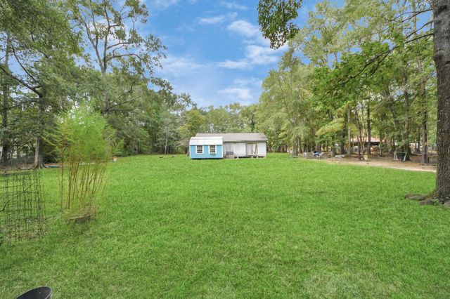 121 Elendor Drive, Cleveland, TX 77328