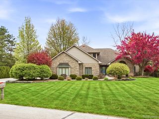 2837 Shorewood Boulevard, Fort Gratiot Charter Township, MI 48059