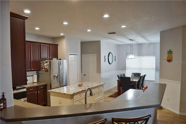 1742 MIRA LAGO CIRCLE, Ruskin, FL 33570