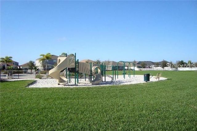 1742 MIRA LAGO CIRCLE, Ruskin, FL 33570