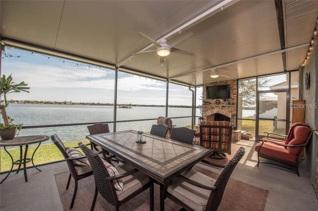 1742 MIRA LAGO CIRCLE, Ruskin, FL 33570