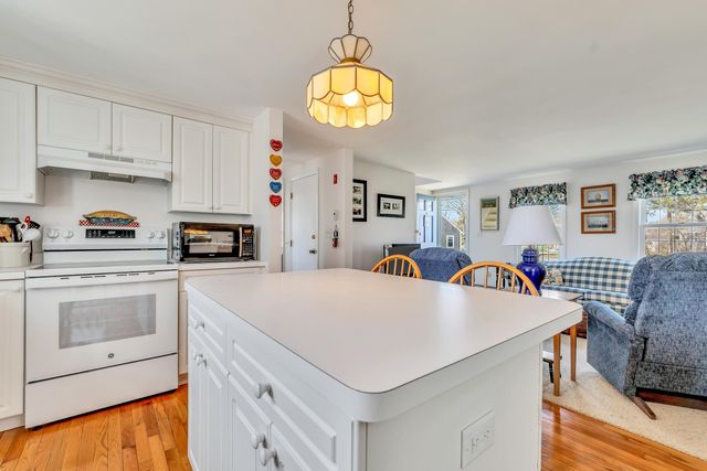 5 Bonnies Lane, Chatham, MA 02633
