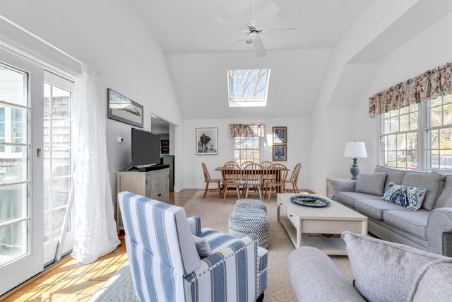 5 Bonnies Lane, Chatham, MA 02633