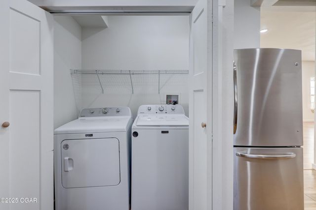 1619 S Murphy Avenue, Joplin, MO 64804