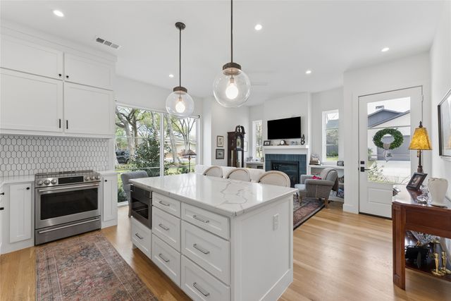 3848 Echo Brook Lane, Dallas, TX 75229