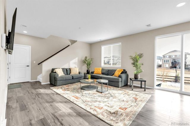 27922 E 10th Drive, Aurora, CO 80018