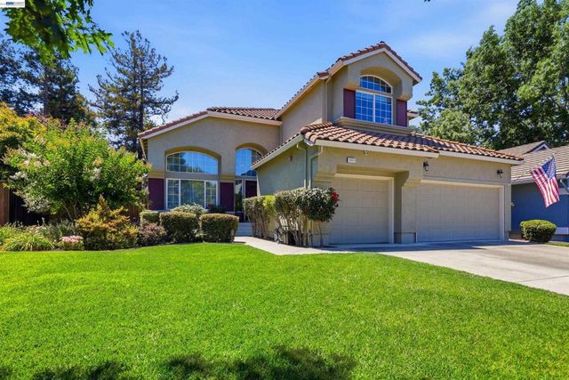 1011 Wynn Cir, Livermore, CA 94550
