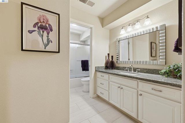 1011 Wynn Cir, Livermore, CA 94550
