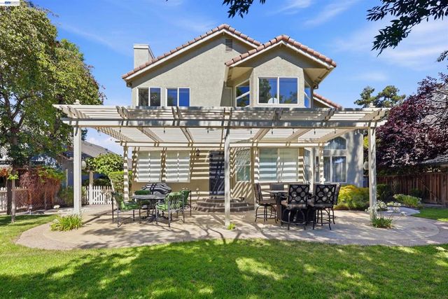 1011 Wynn Cir, Livermore, CA 94550