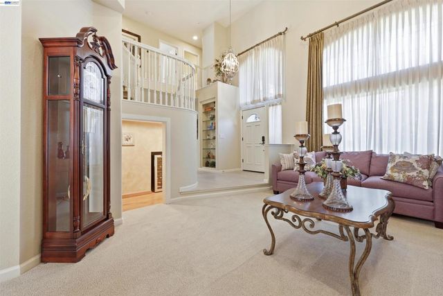 1011 Wynn Cir, Livermore, CA 94550