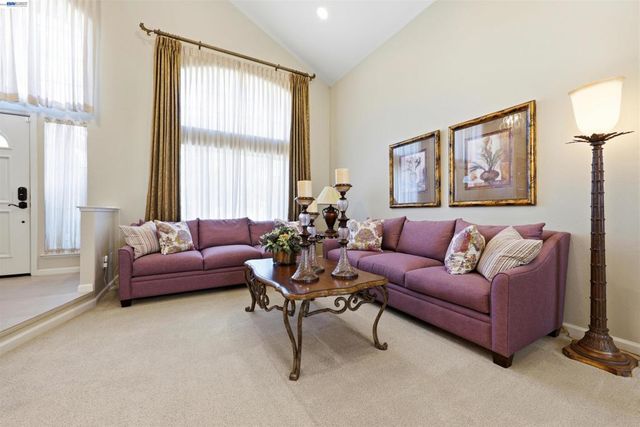 1011 Wynn Cir, Livermore, CA 94550