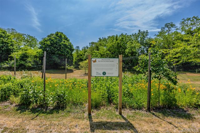 3 Laurel Road W, Mastic Beach, NY 11951