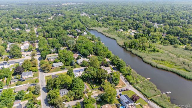 3 Laurel Road W, Mastic Beach, NY 11951