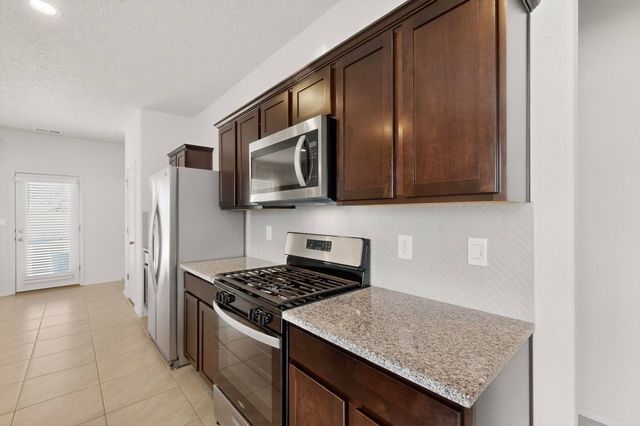 9353 Sidreaux Loop NW, Albuquerque, NM 87114