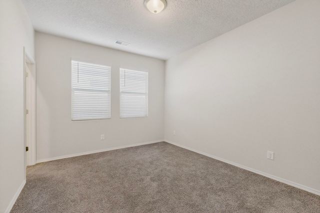 9353 Sidreaux Loop NW, Albuquerque, NM 87114