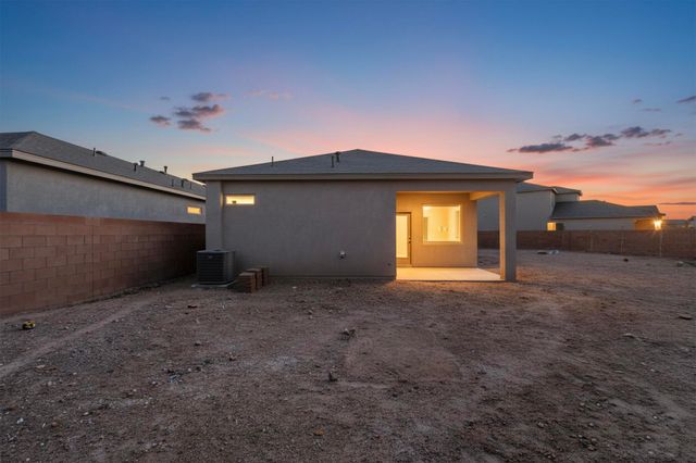 9353 Sidreaux Loop NW, Albuquerque, NM 87114