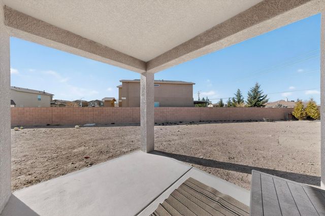 9353 Sidreaux Loop NW, Albuquerque, NM 87114