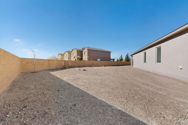 9353 Sidreaux Loop NW, Albuquerque, NM 87114