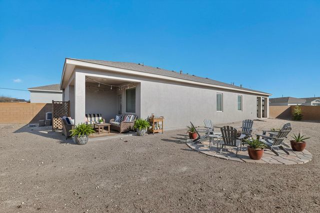 9353 Sidreaux Loop NW, Albuquerque, NM 87114