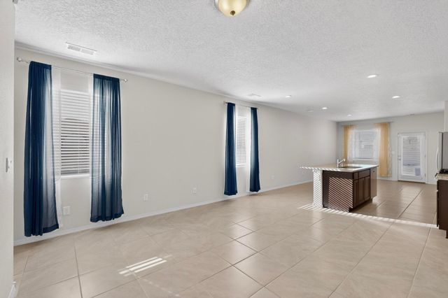 9353 Sidreaux Loop NW, Albuquerque, NM 87114