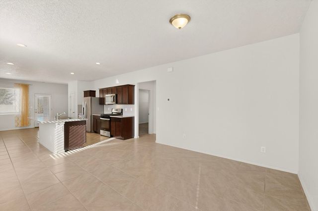 9353 Sidreaux Loop NW, Albuquerque, NM 87114