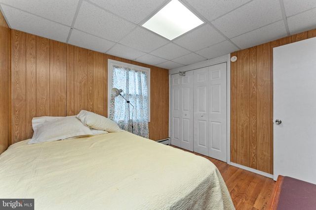 49 SEYFRIED AVE, Nazareth, PA 18064