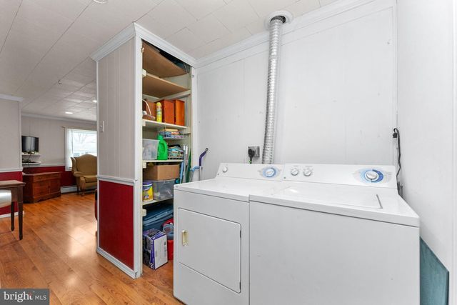 49 SEYFRIED AVE, Nazareth, PA 18064