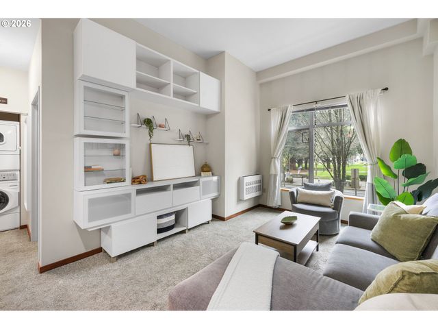 701 COLUMBIA St 105, Vancouver, WA 98660