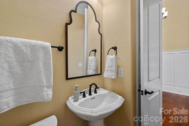 3225 Lake Pointe Drive, Belmont, NC 28012