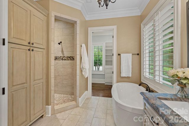 3225 Lake Pointe Drive, Belmont, NC 28012