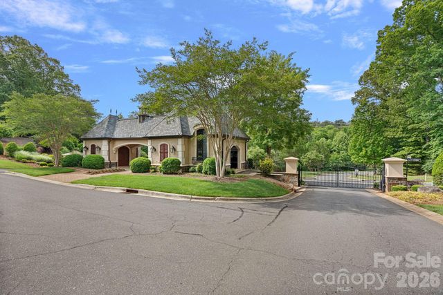 3225 Lake Pointe Drive, Belmont, NC 28012