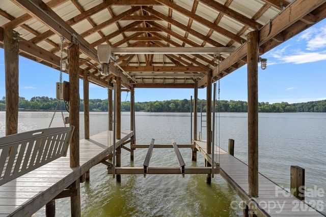 3225 Lake Pointe Drive, Belmont, NC 28012